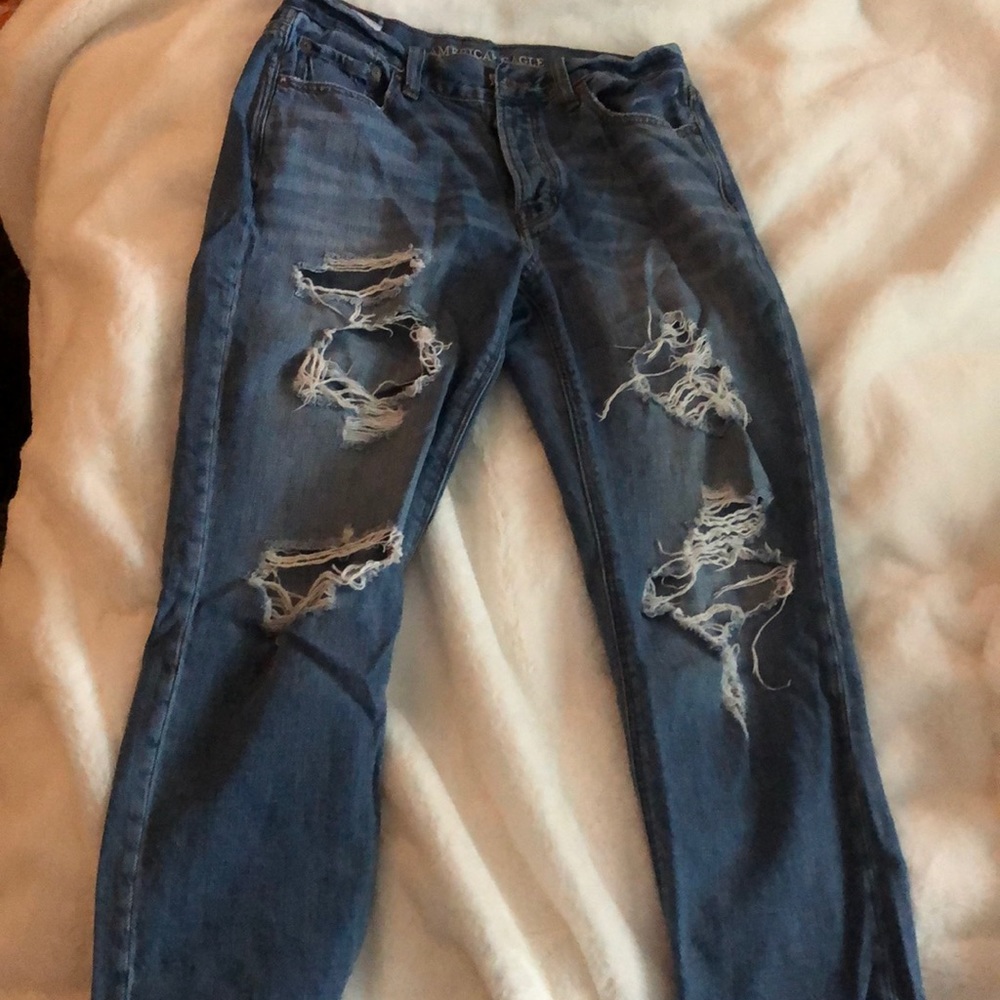 American Eagle tomgirl jeans